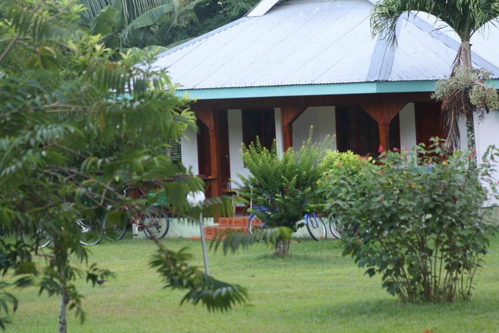 Bamboo Chalets La Digue Exterior photo